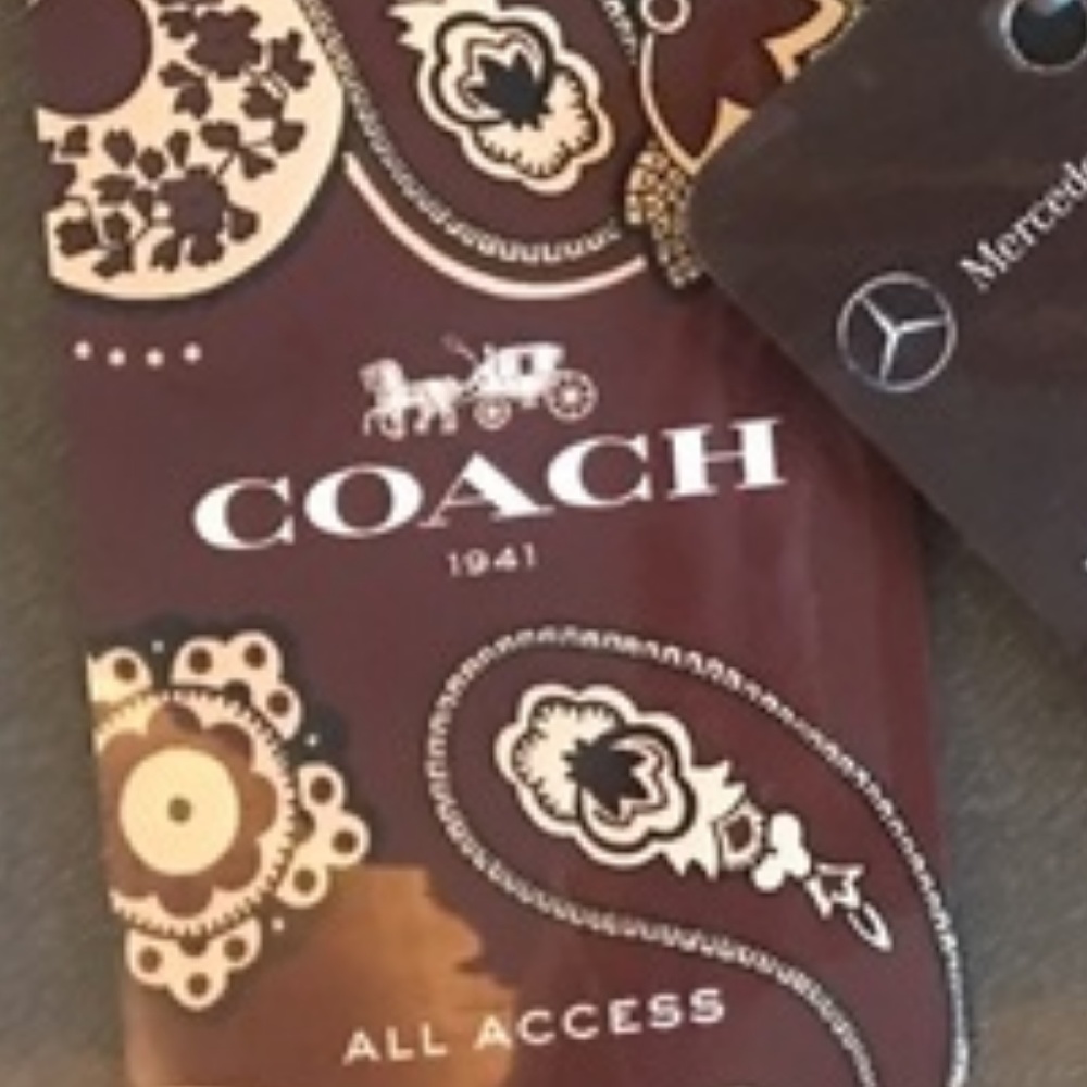 Coach Fashion Week Lanyard (Fall 2014) - Picture 2 of 2